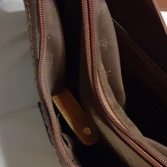 COPY - beautiful hand or over the shoulder bag bo… - Picture 3 of 4